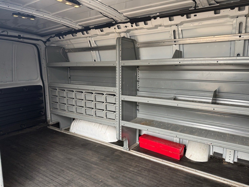 2020 Chevrolet Express Image 14