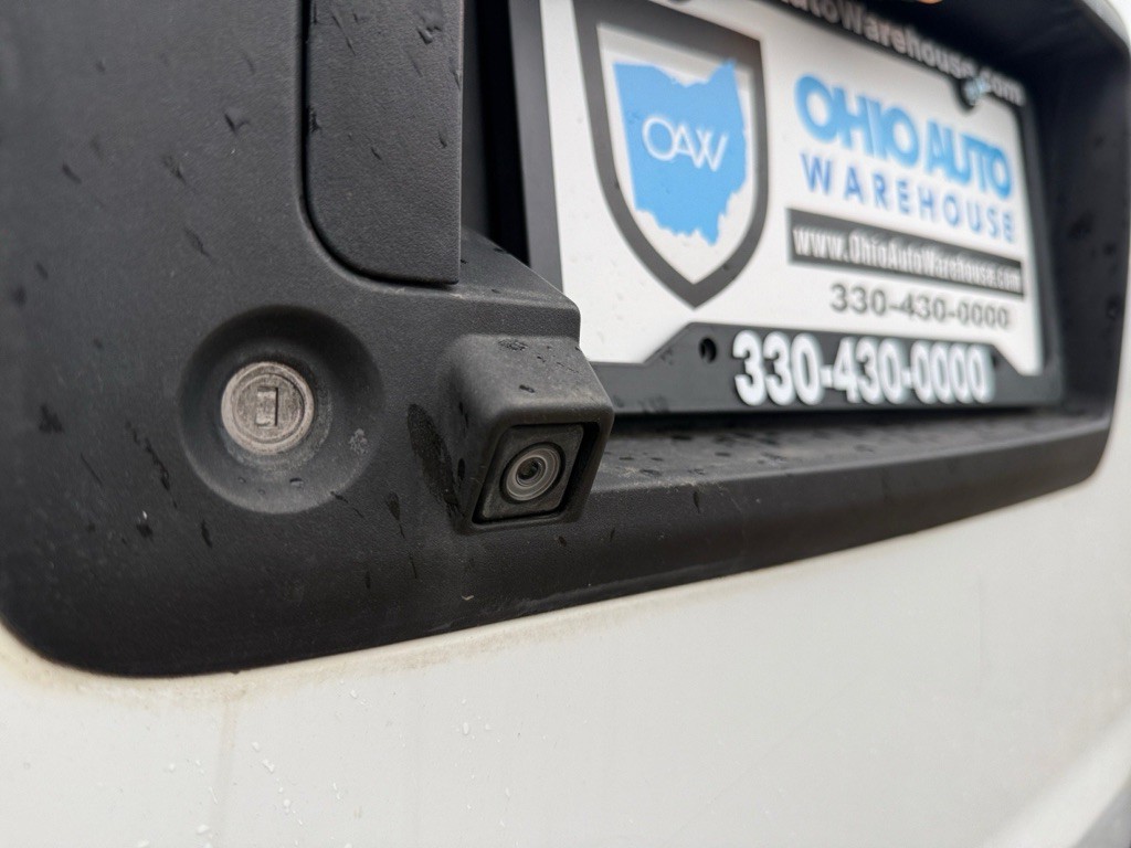 2020 Chevrolet Express Image 31