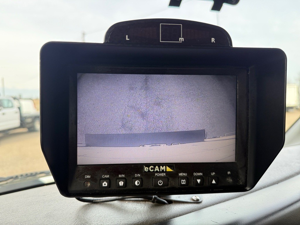 2016 Chevrolet Express Image 19