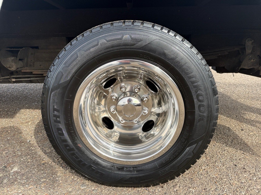 2016 Chevrolet Express Image 29