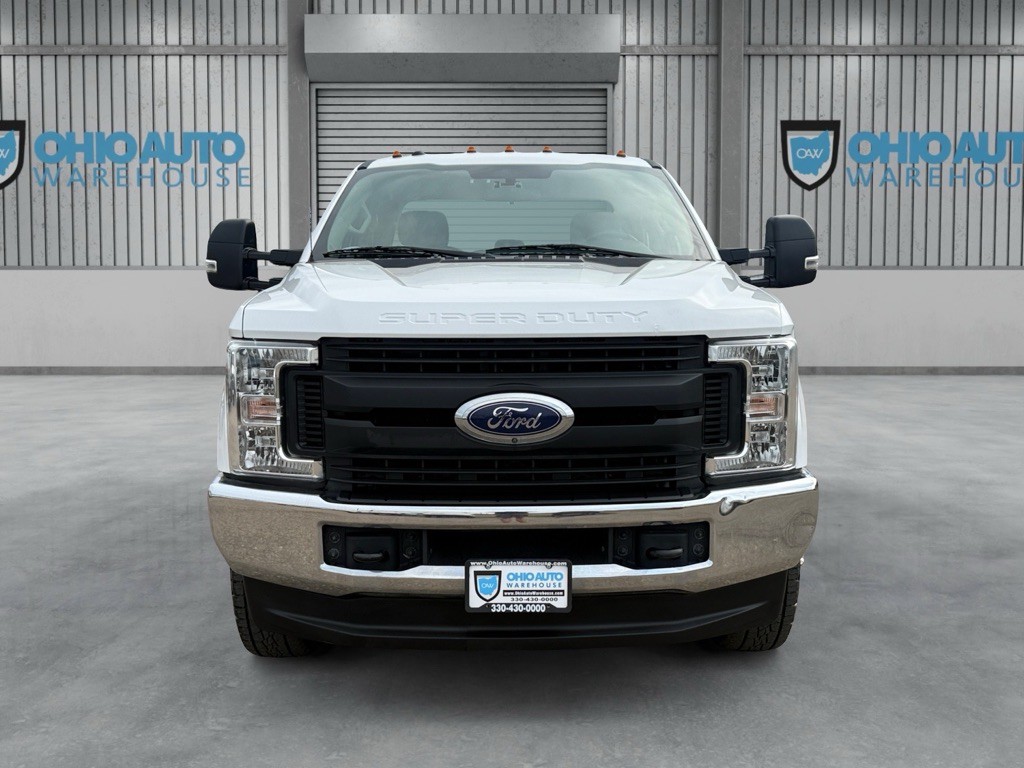2019 Ford F-350 Image 2