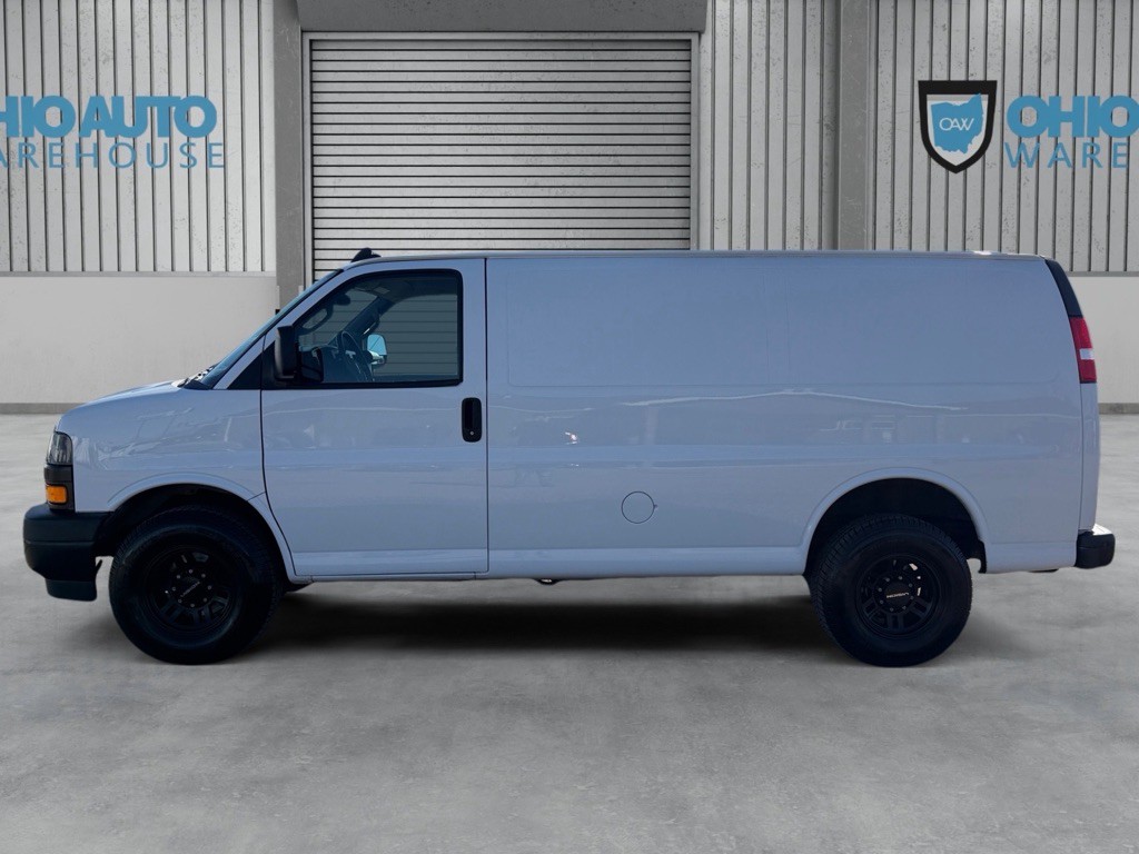 2020 Chevrolet Express Image 4