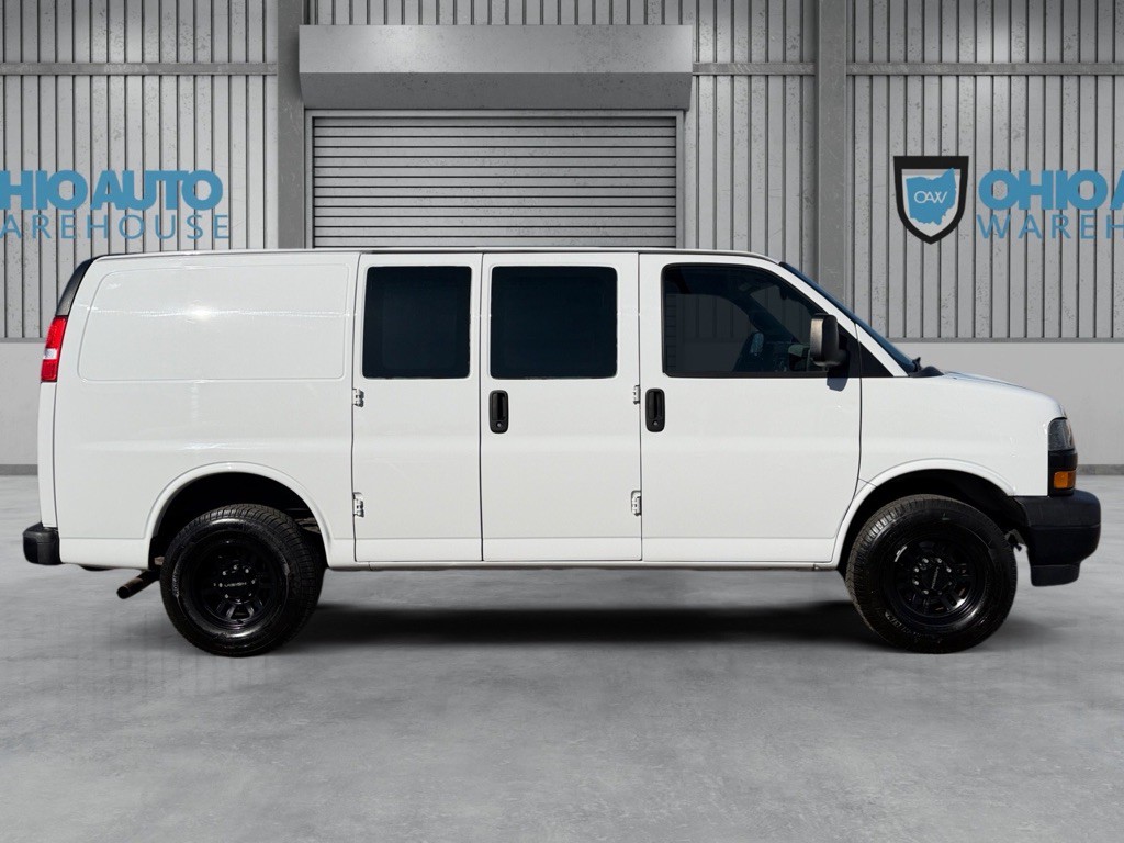 2020 Chevrolet Express Image 5