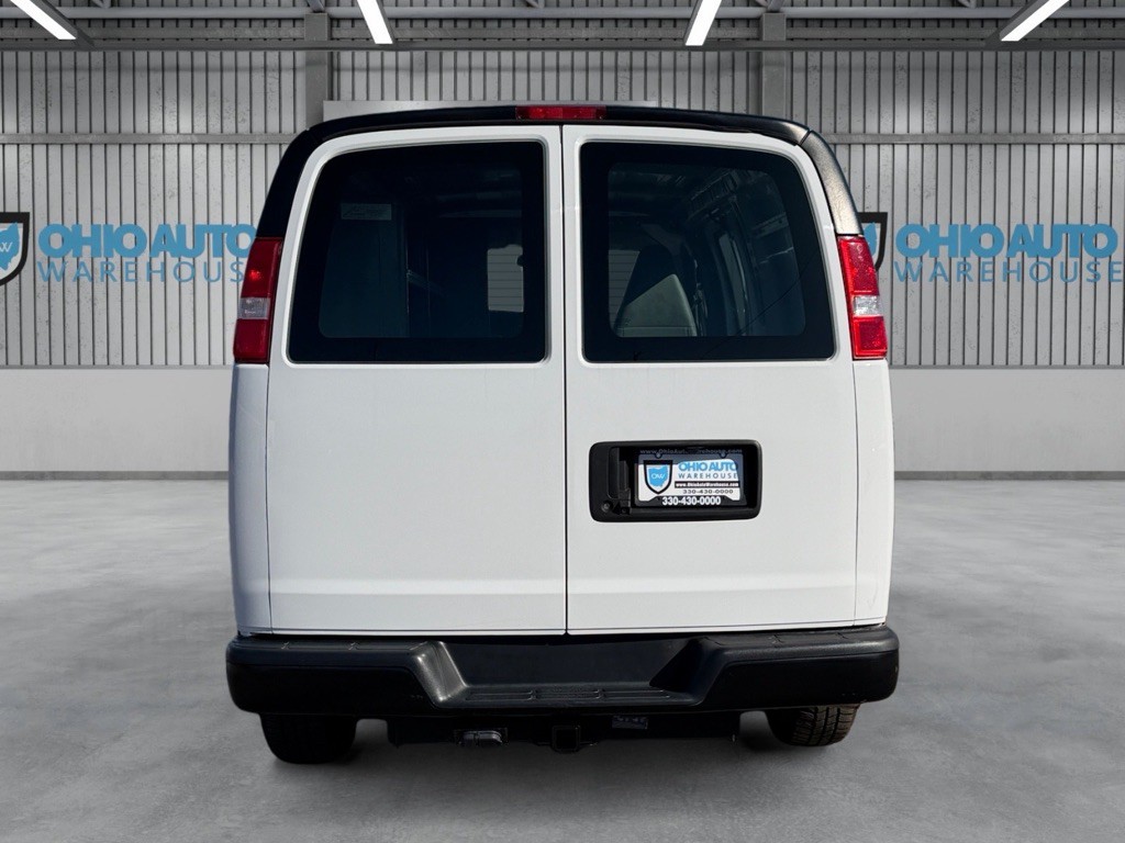 2020 Chevrolet Express Image 7