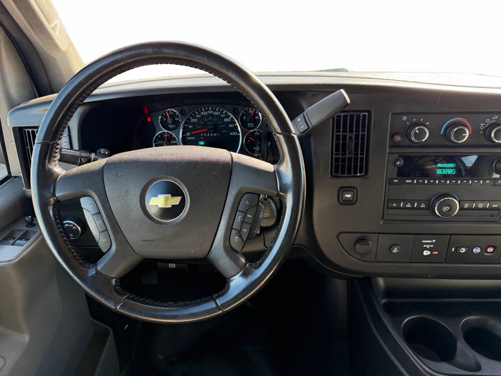 2020 Chevrolet Express Image 14