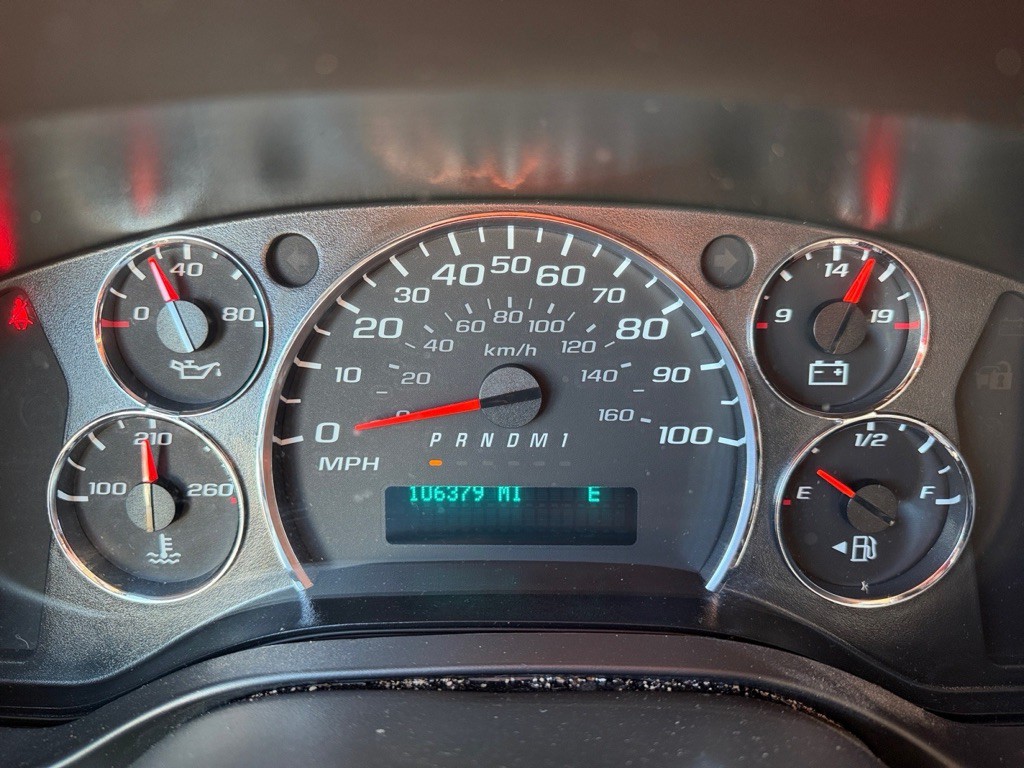 2020 Chevrolet Express Image 16