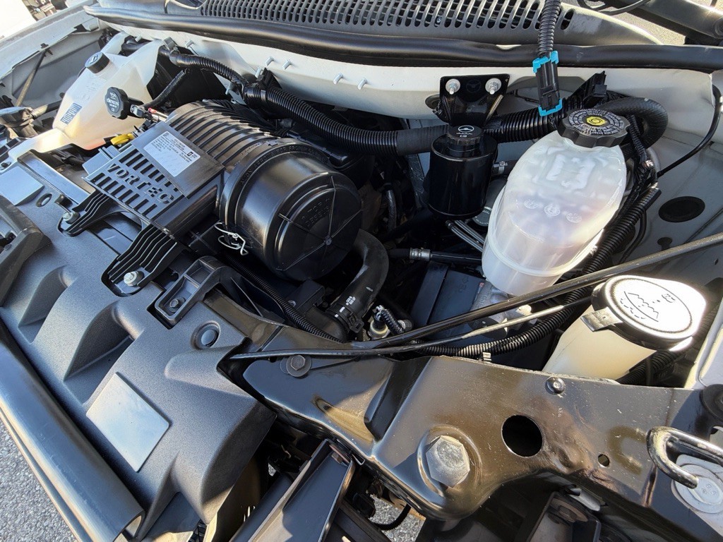 2020 Chevrolet Express Image 30