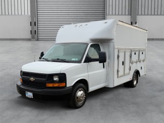 Image for 2016 Chevrolet Express 12FT Service Utility Bed V8 ID: 7315282