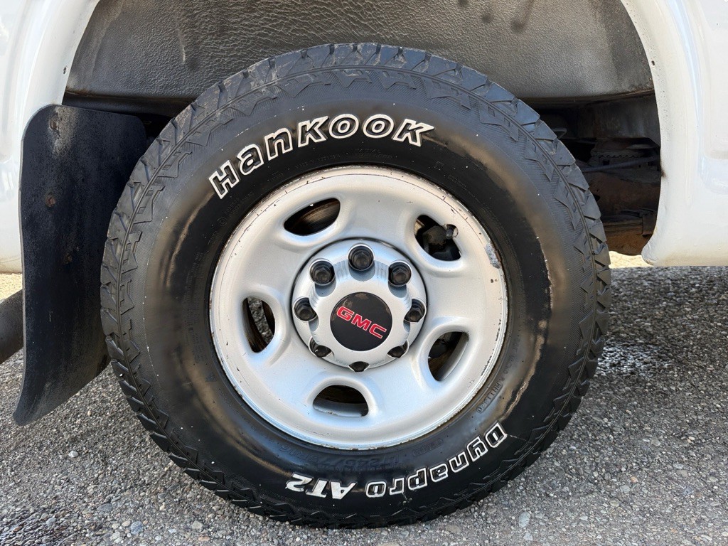 2018 GMC Savana Image 28