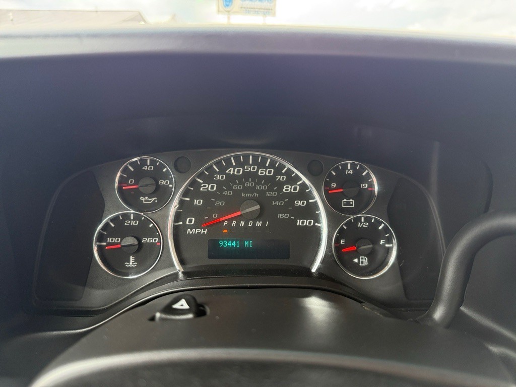 2018 Chevrolet Express Image 15