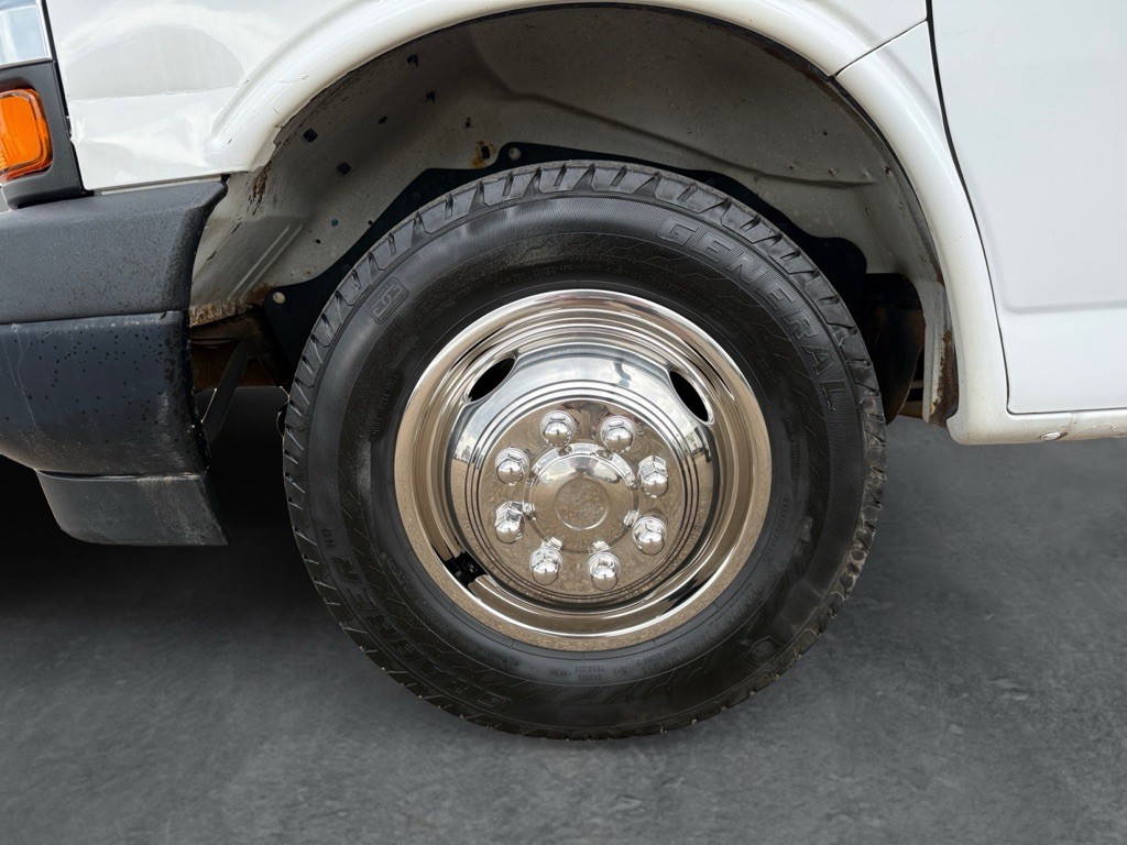 2018 Chevrolet Express Image 28