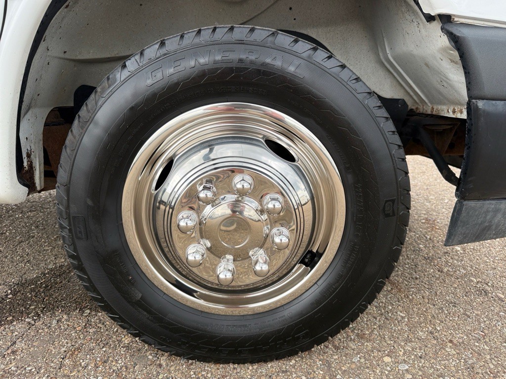 2018 Chevrolet Express Image 29