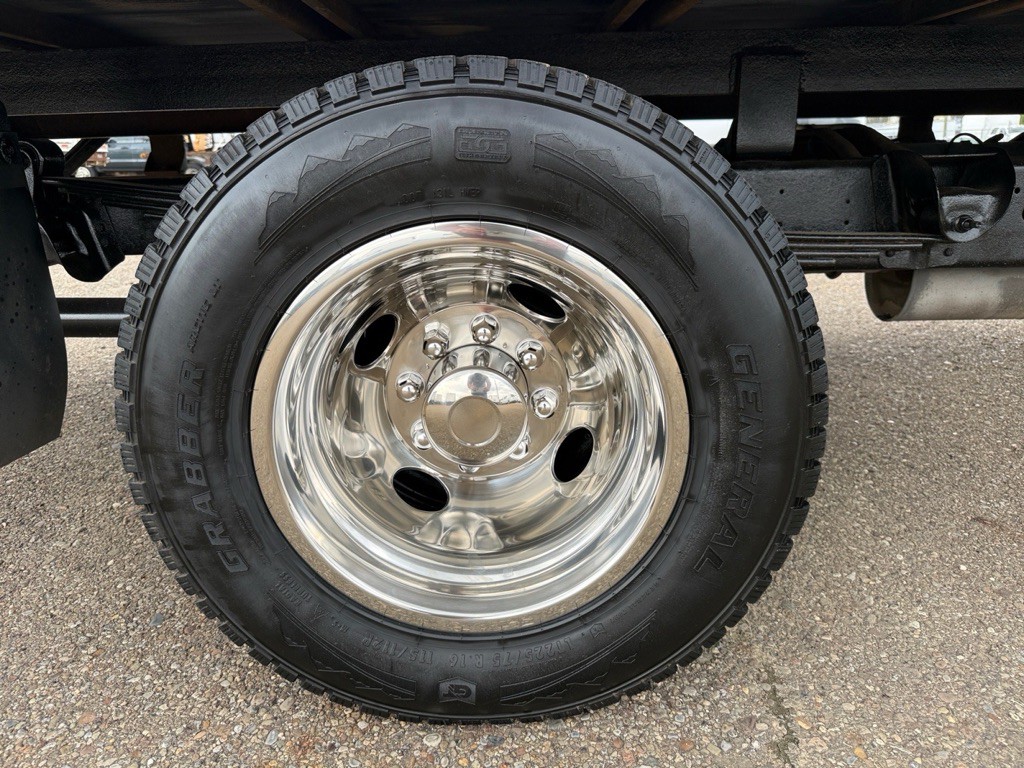 2018 Chevrolet Express Image 30