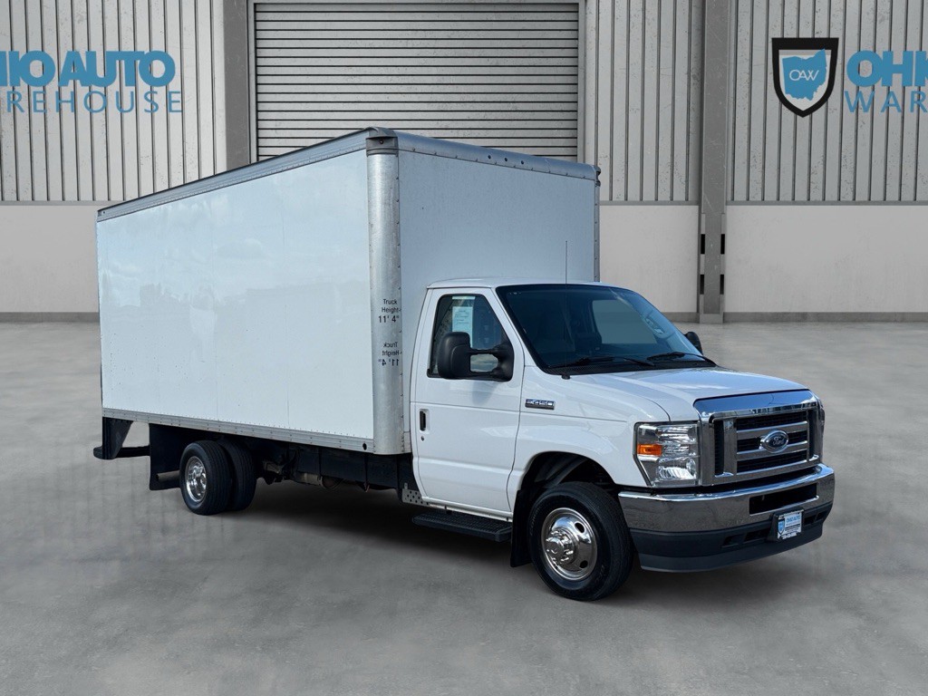 2021 Ford Econoline Image 3