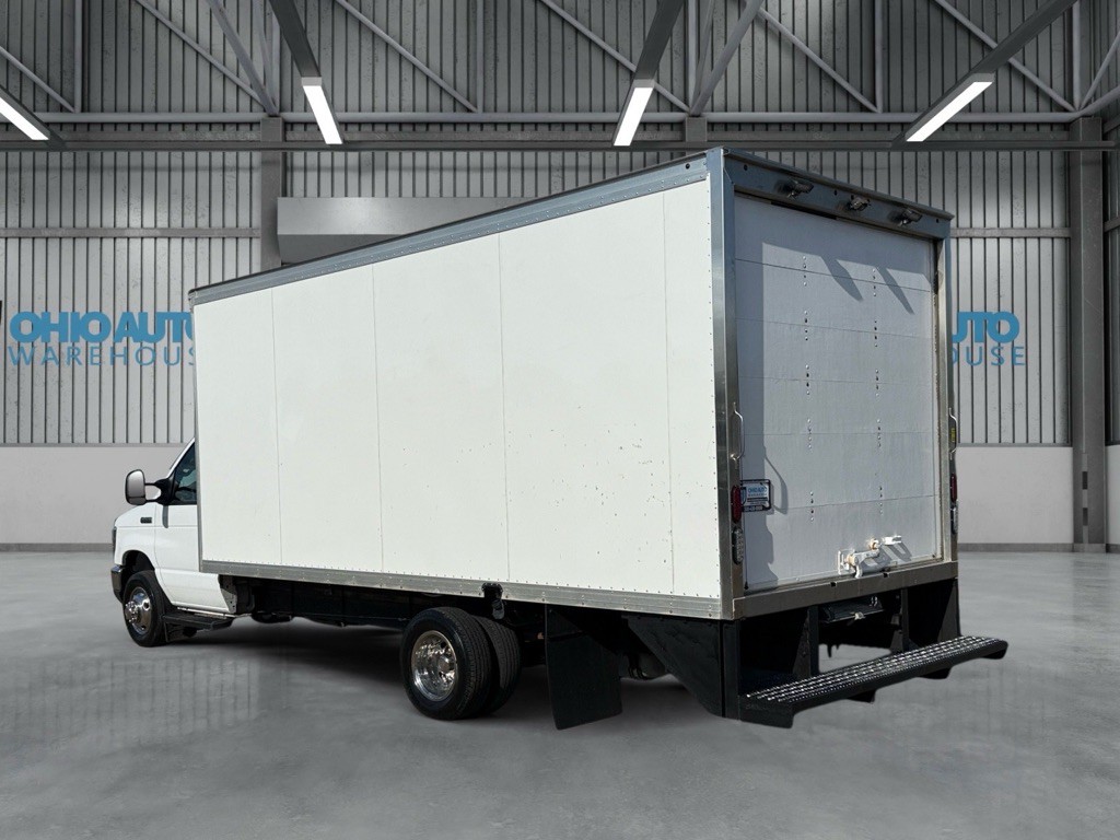 2021 Ford Econoline Image 6