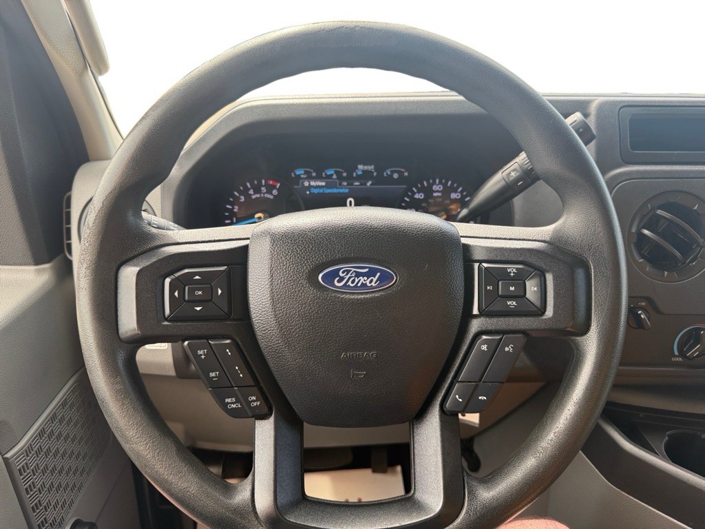 2021 Ford Econoline Image 12