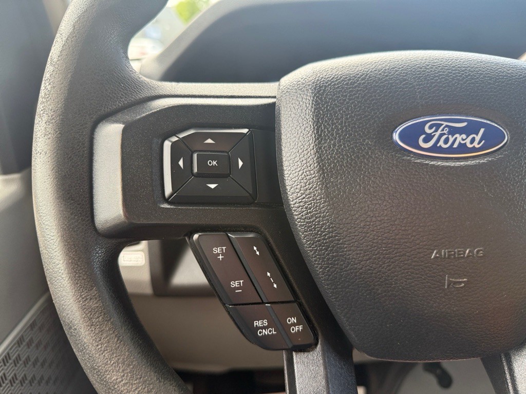 2021 Ford Econoline Image 18