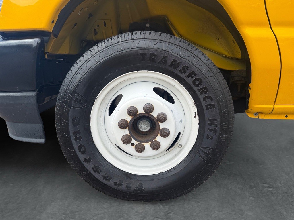2021 Ford Econoline Image 30
