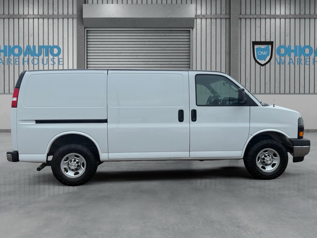 2021 Chevrolet Express Image 5