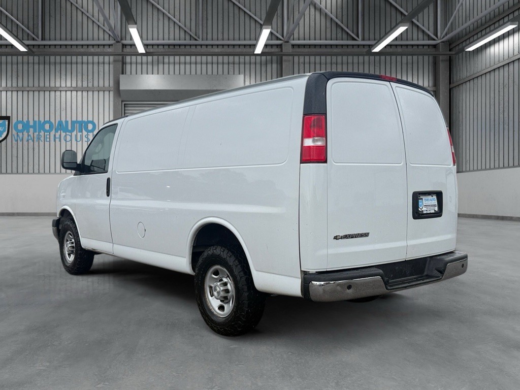 2021 Chevrolet Express Image 6