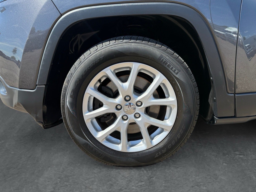 2015 Jeep Cherokee Image 30