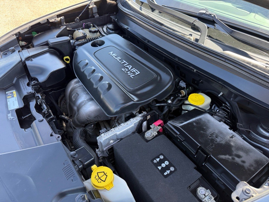 2015 Jeep Cherokee Image 34
