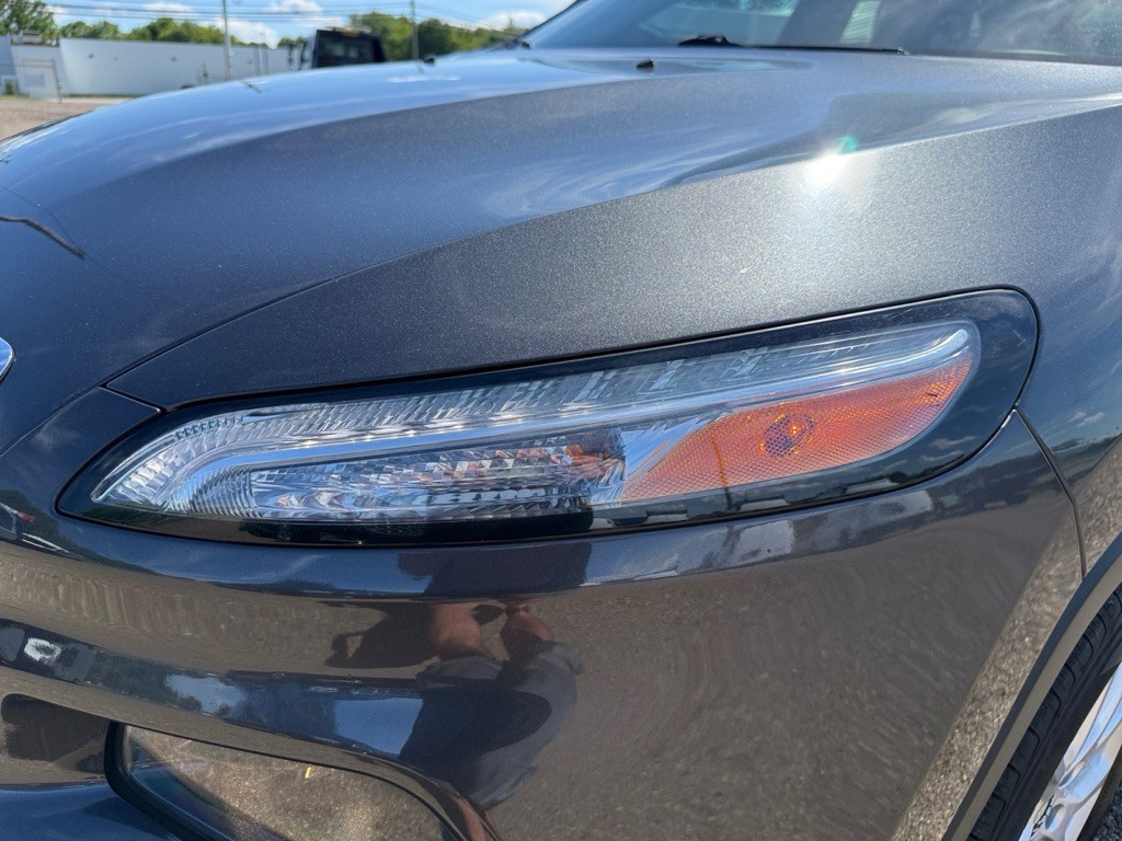 2015 Jeep Cherokee Image 41