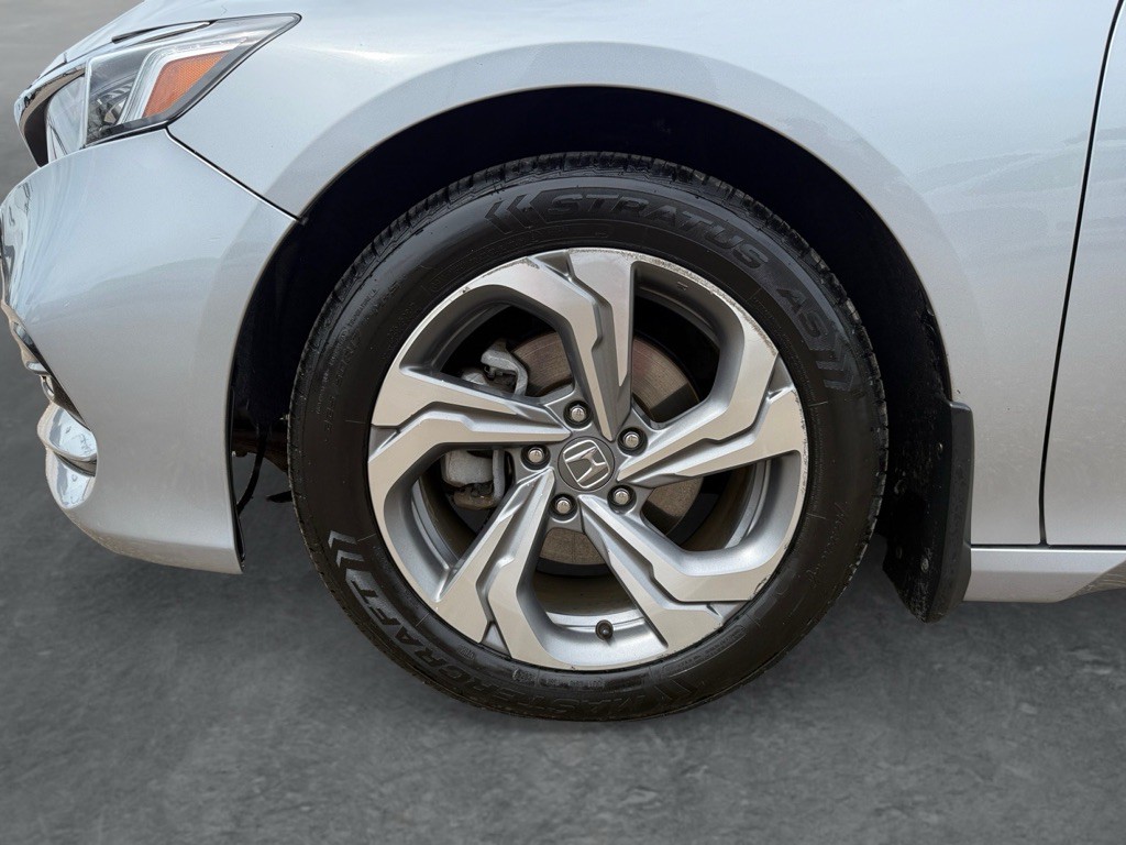 2018 Honda Accord Image 31