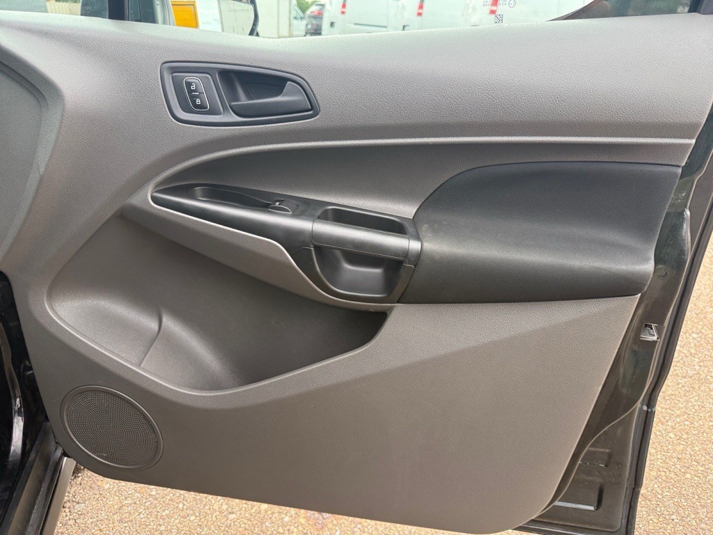 2019 Ford Transit Connect Image 24