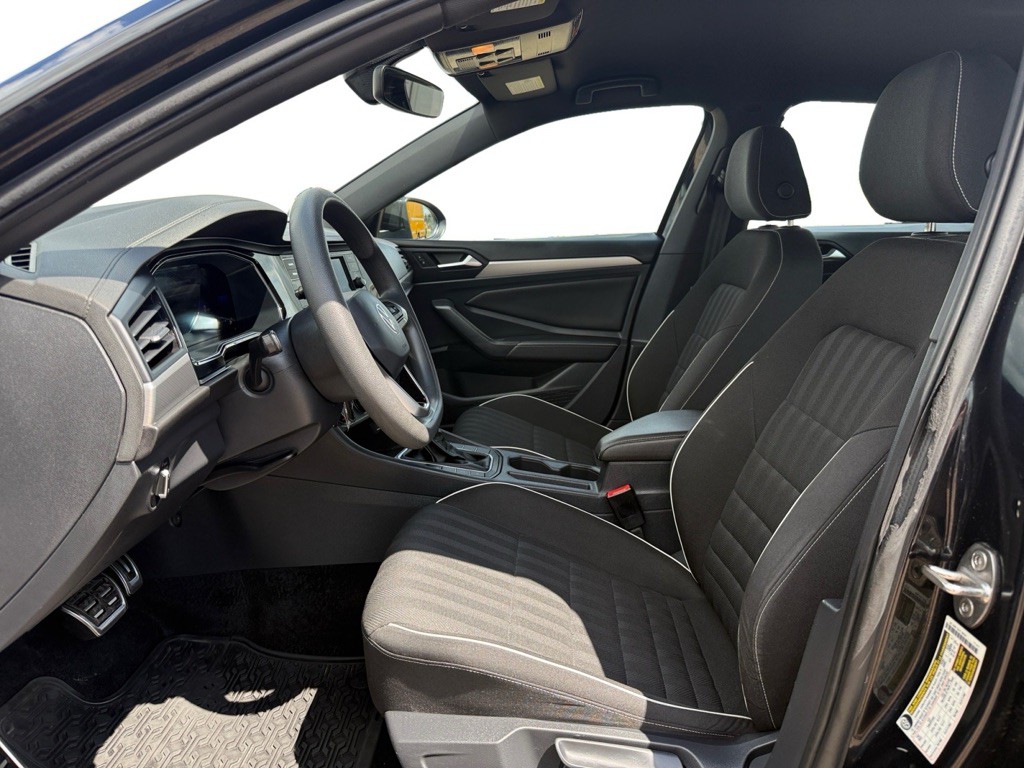 2023 Volkswagen Jetta Image 9