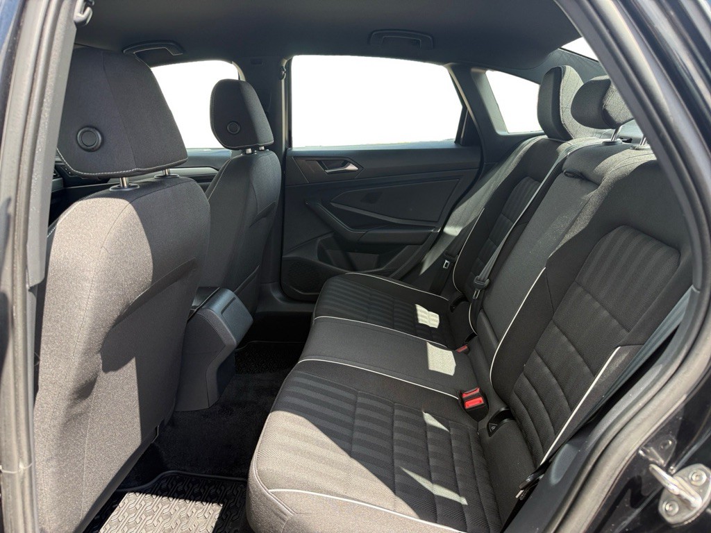 2023 Volkswagen Jetta Image 13