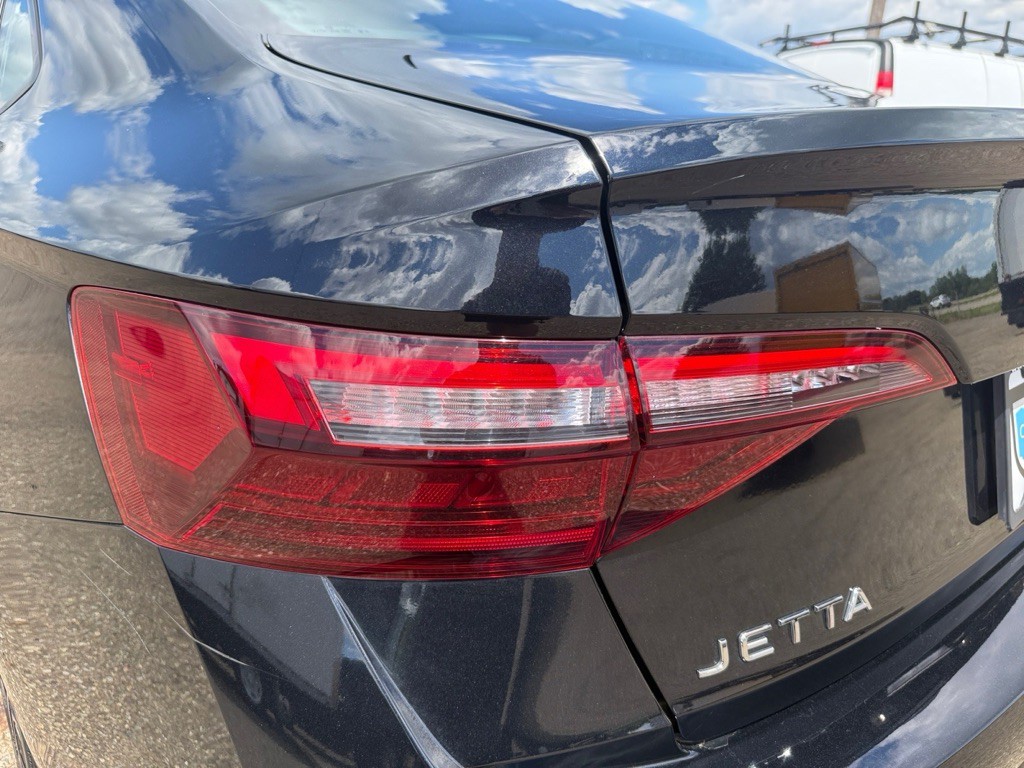 2023 Volkswagen Jetta Image 34