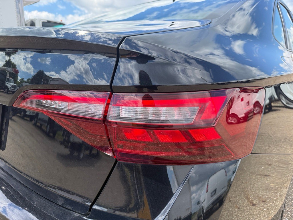 2023 Volkswagen Jetta Image 35