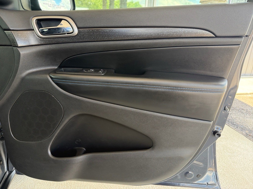 2018 Jeep Grand Cherokee Image 32