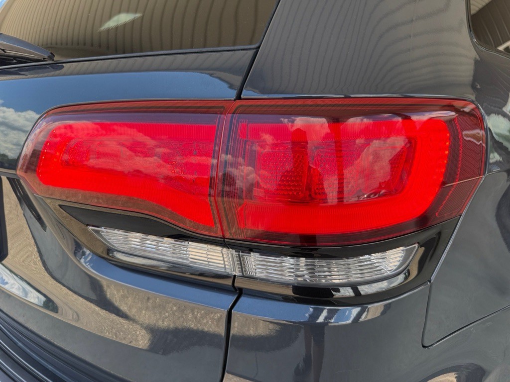 2018 Jeep Grand Cherokee Image 38