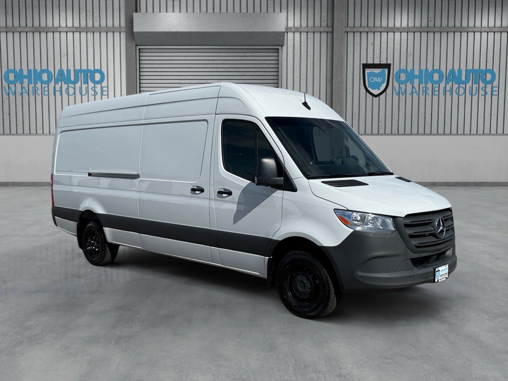 2024 Mercedes-Benz Sprinter Image 3