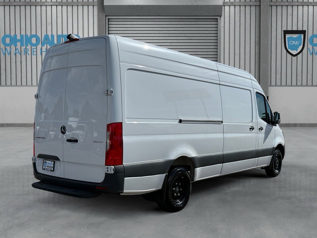2024 Mercedes-Benz Sprinter Image 8