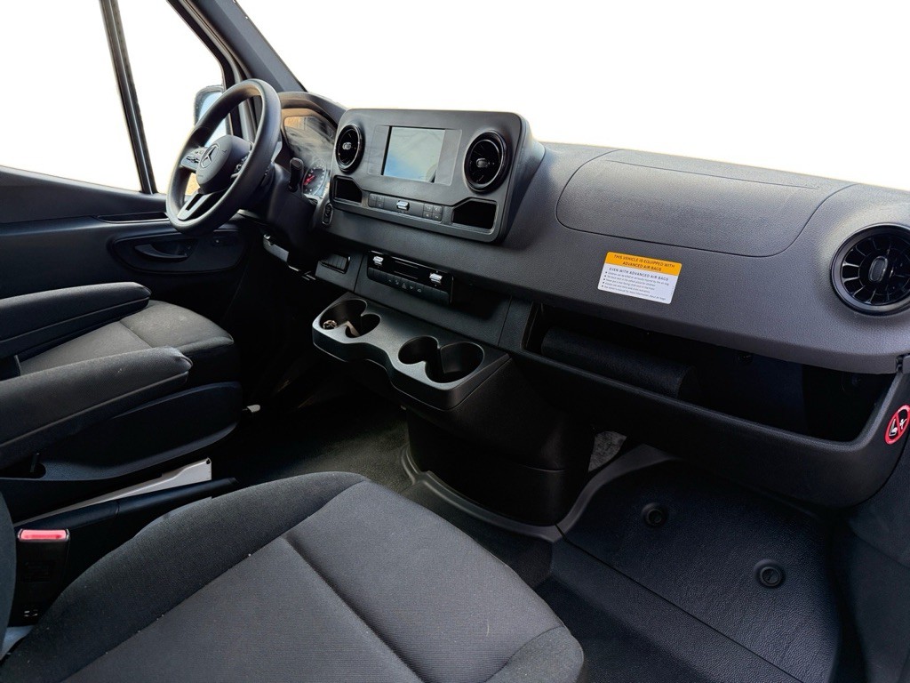 2024 Mercedes-Benz Sprinter Image 11