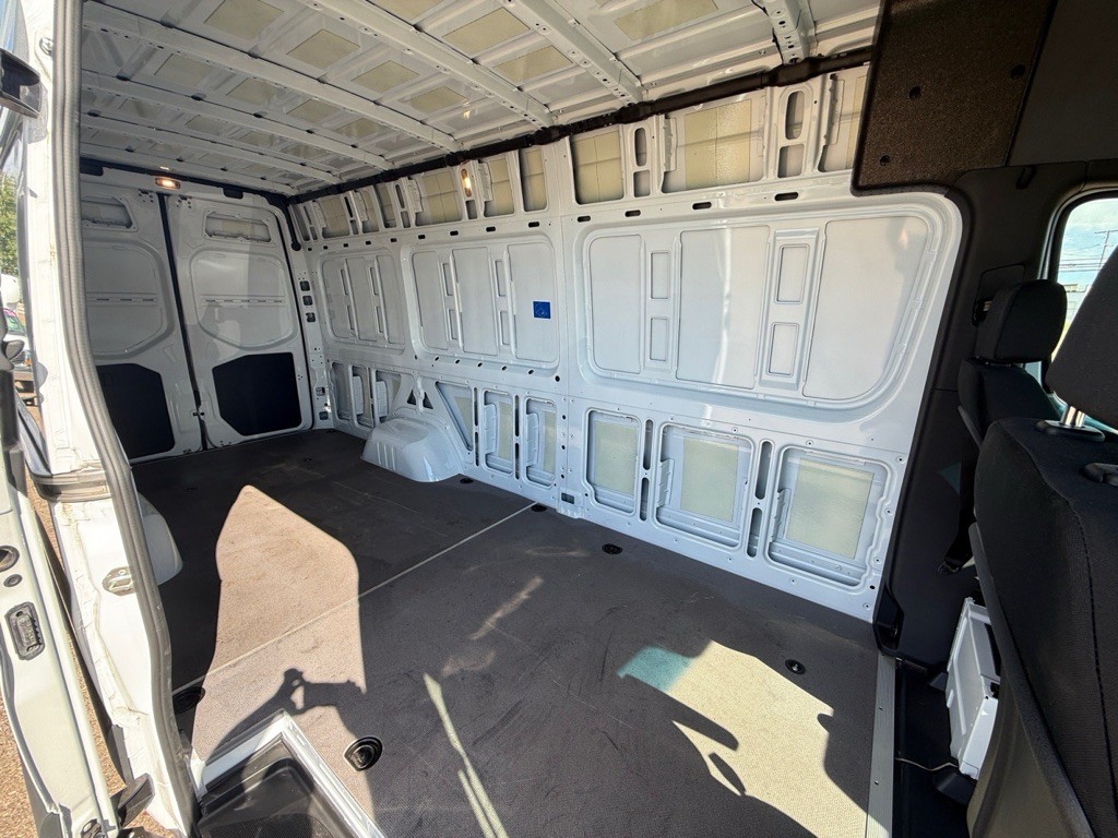 2024 Mercedes-Benz Sprinter Image 15