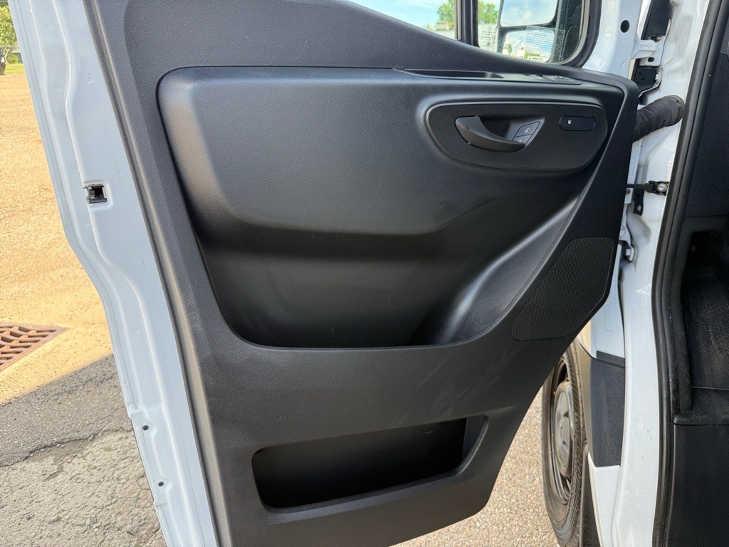 2024 Mercedes-Benz Sprinter Image 27