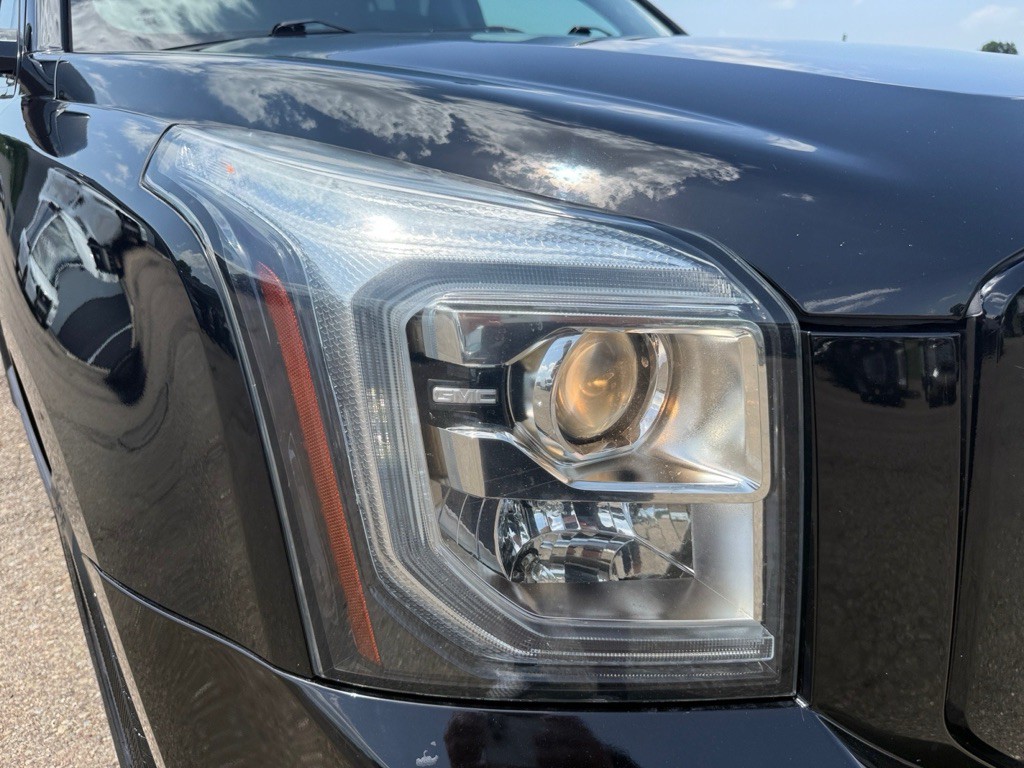 2019 GMC Yukon Image 42