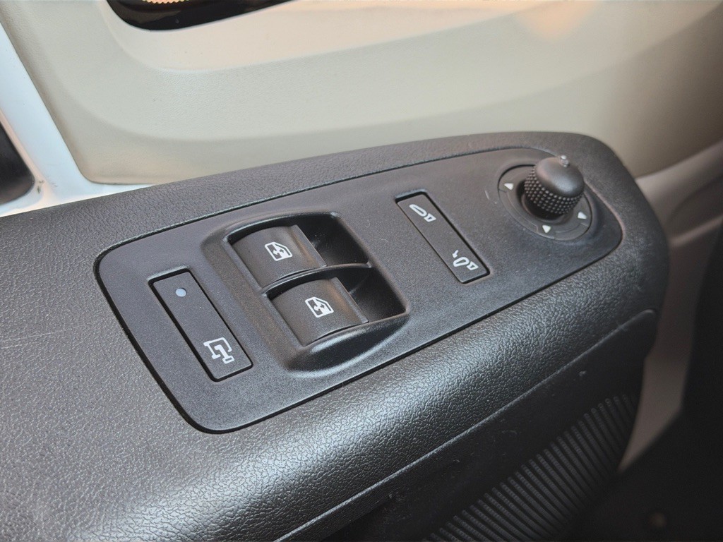 2018 RAM Promaster Image 26
