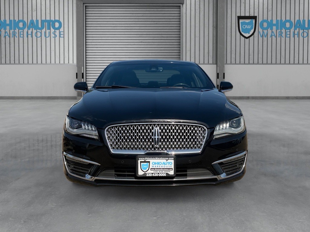 2017 Lincoln MKZ Image 2