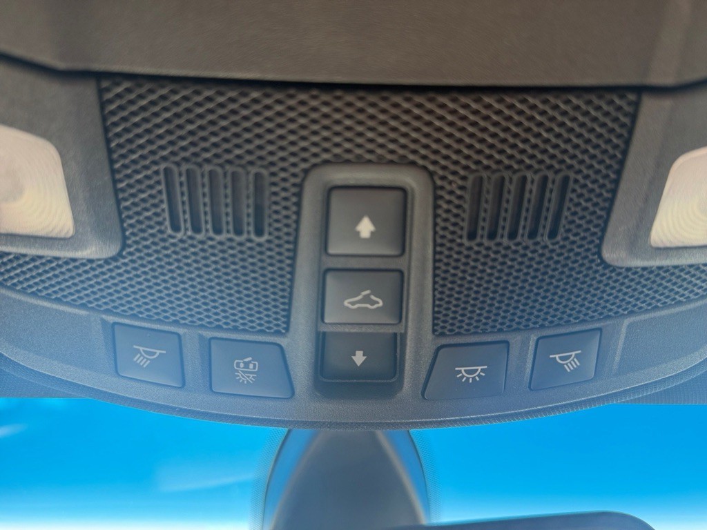 2017 Lincoln MKZ Image 23