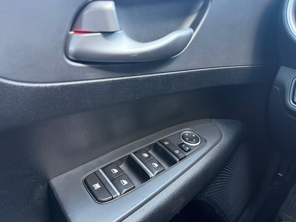 2019 Kia Forte Image 24
