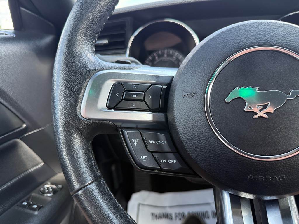 2017 Ford Mustang Image 31