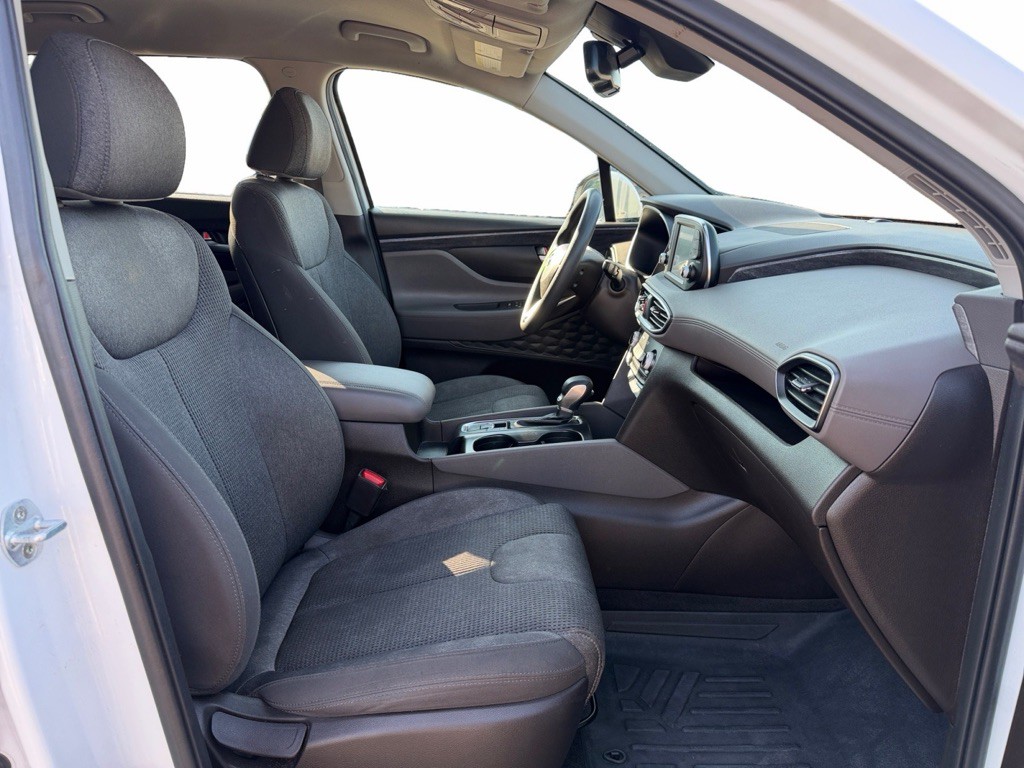 2019 Hyundai Santa Fe Image 10