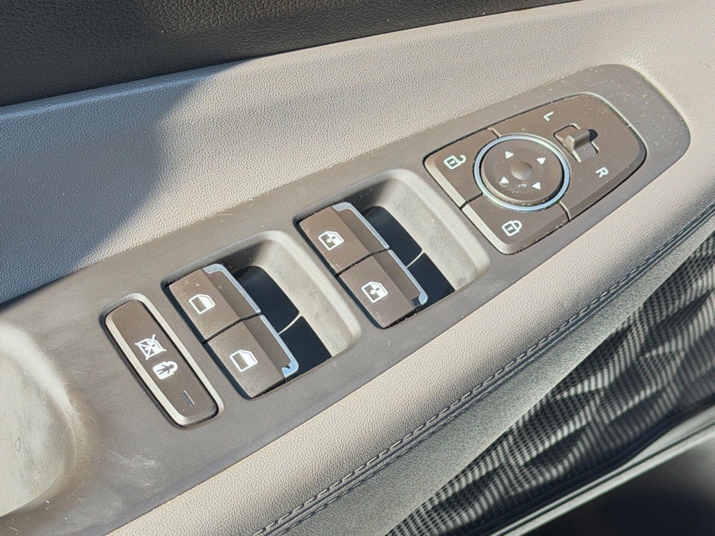 2019 Hyundai Santa Fe Image 32