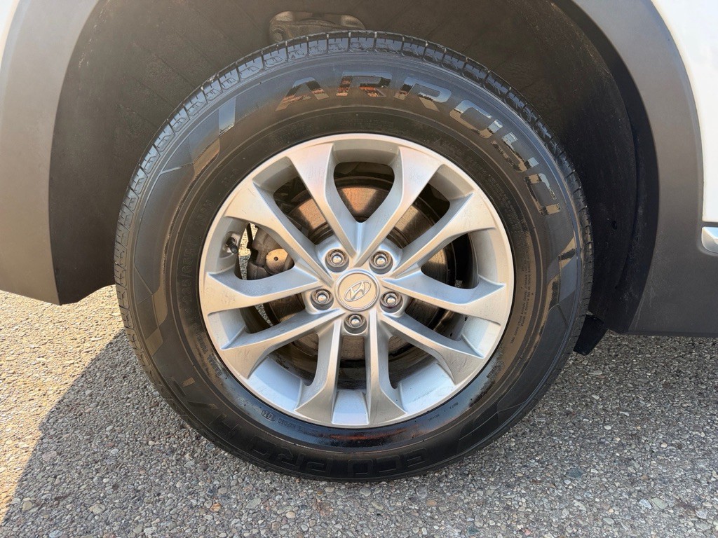 2019 Hyundai Santa Fe Image 35