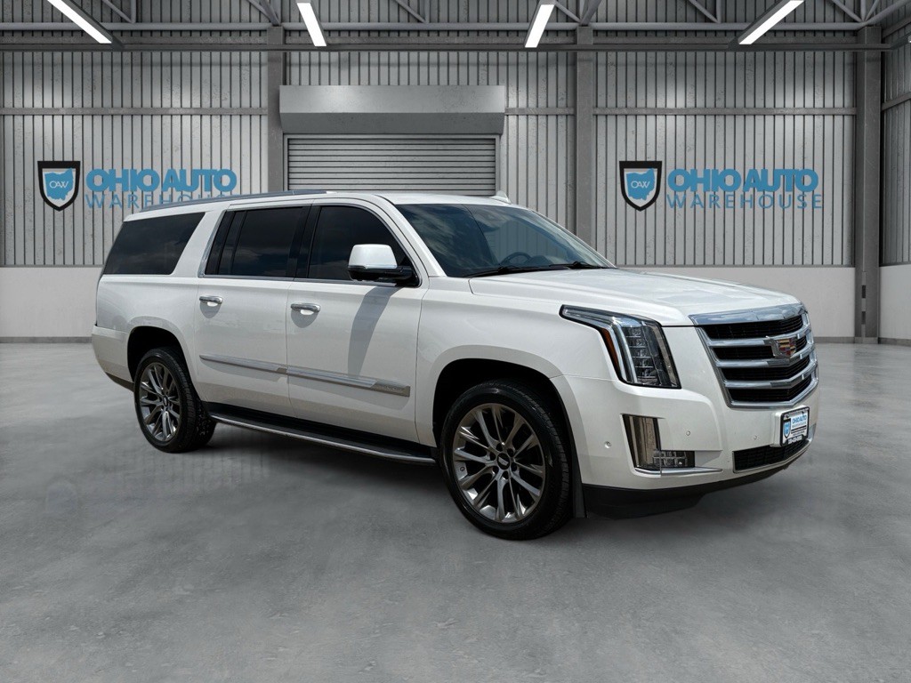 2019 Cadillac Escalade Image 3